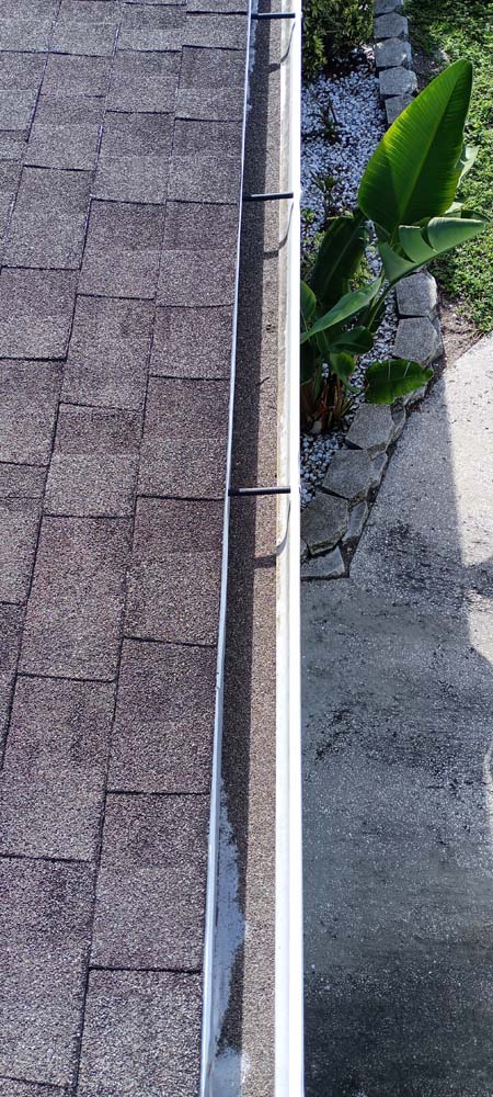 Oyster Pointe Resort Gutter Cleaners