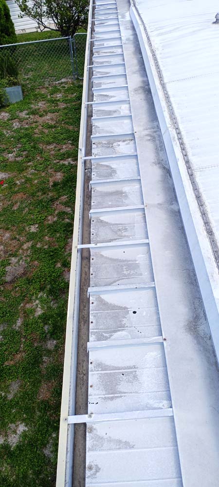 North Carolina Colony Gutter Cleaners